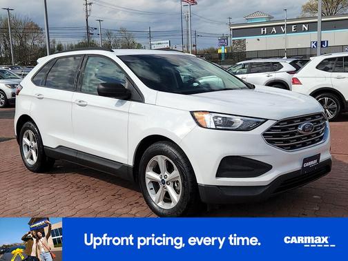 White 2020 Ford Edge SE