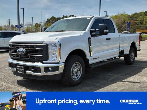 White 2024 Ford F-250 XL