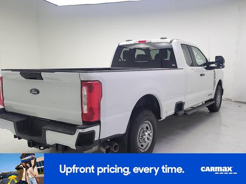 White 2024 Ford F-250 XL
