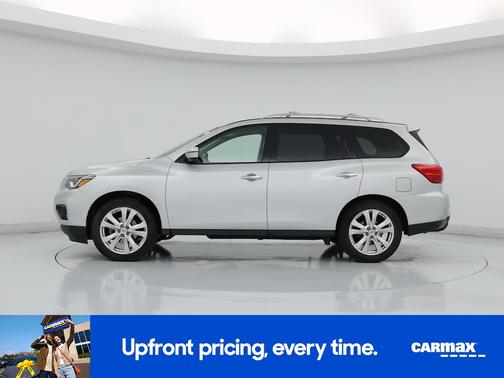 Silver 2019 Nissan Pathfinder SL