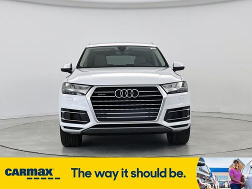 2019 Audi Q7 Premium Plus