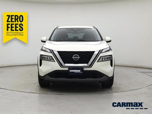 White 2023 Nissan Rogue SV