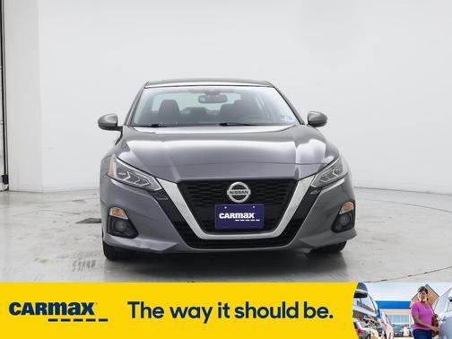 2020 Nissan Altima SV