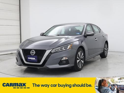 2020 Nissan Altima SV