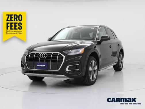 Black 2023 Audi Q5 Premium