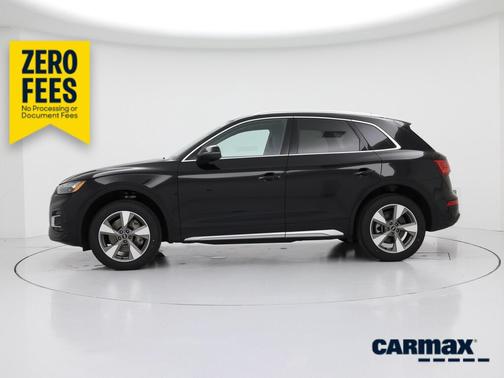 Black 2023 Audi Q5 Premium