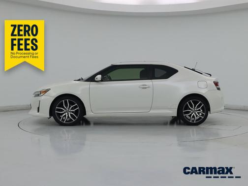 White 2016 Scion tC