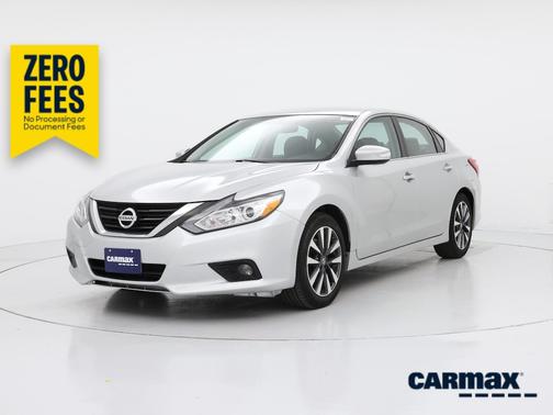 Silver 2017 Nissan Altima SV