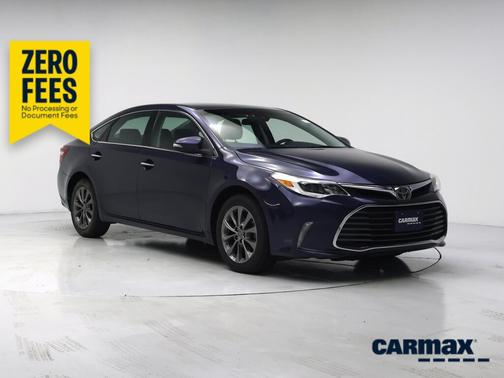 Blue 2018 Toyota Avalon XLE