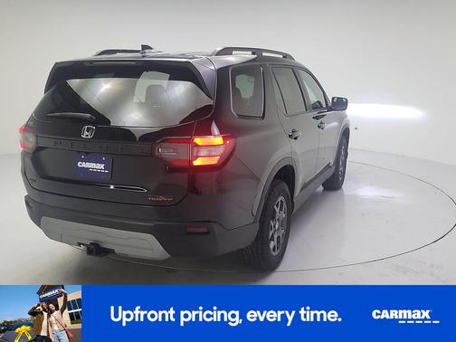 Black 2025 Honda Pilot Trailsport