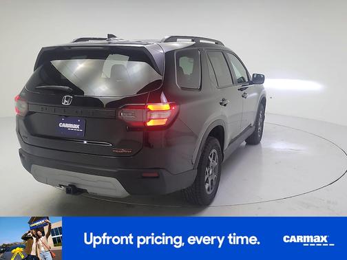 Black 2025 Honda Pilot Trailsport