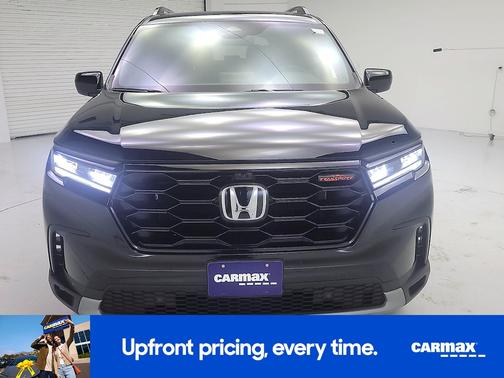 Black 2025 Honda Pilot Trailsport
