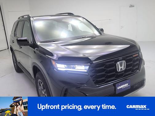 Black 2025 Honda Pilot Trailsport