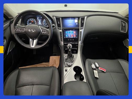 White 2022 INFINITI Q50 Luxe