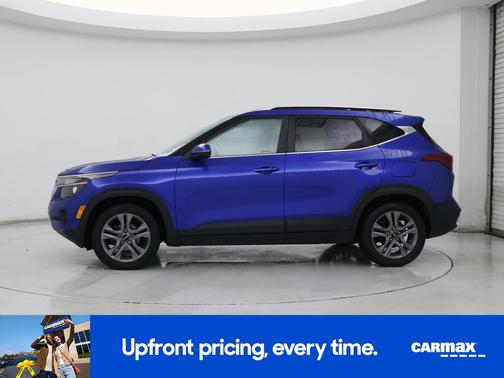 Blue 2023 Kia Seltos S