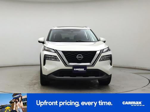 White 2023 Nissan Rogue SL