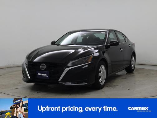 Black 2023 Nissan Altima S