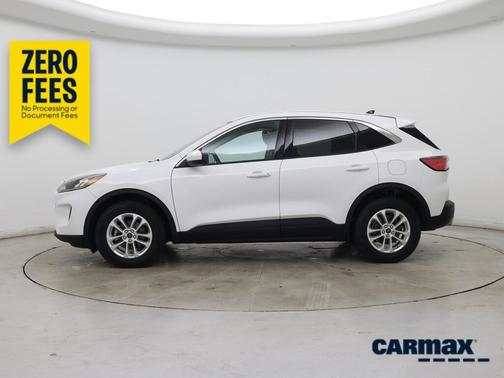 White 2020 Ford Escape SE