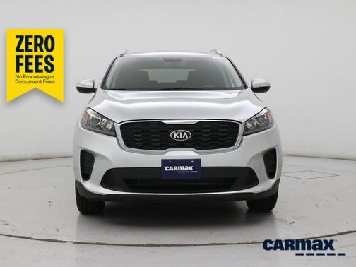 Silver 2019 Kia Sorento LX
