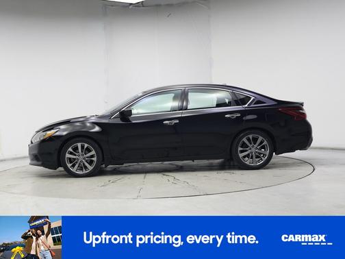 Black 2018 Nissan Altima SR