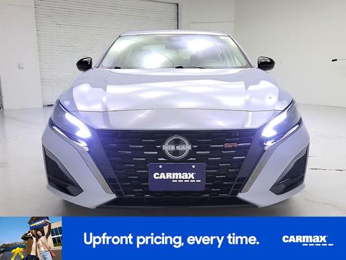 Gray 2023 Nissan Altima SR