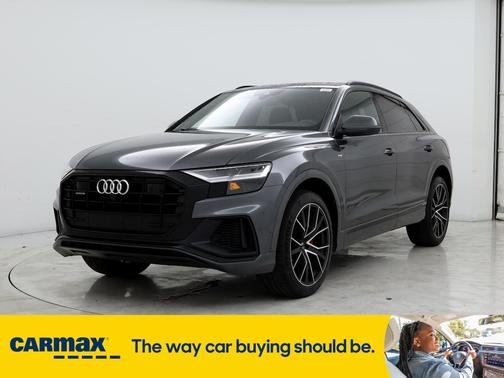 2019 Audi Q8 Premium Plus