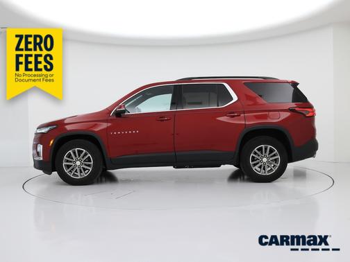 Red 2023 Chevrolet Traverse LT Cloth