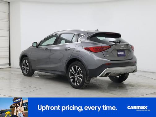 2018 INFINITI QX30 Luxury