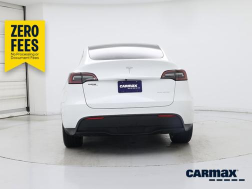 White 2023 Tesla Model Y Long Range