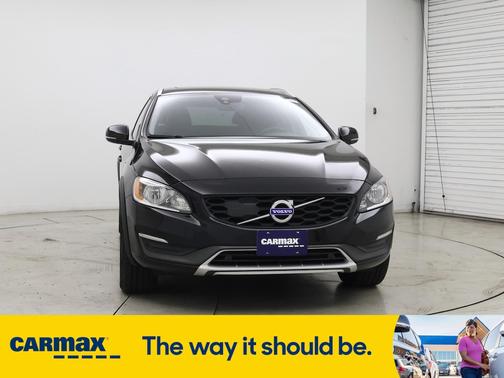 2016 Volvo V60 Cross Country T5