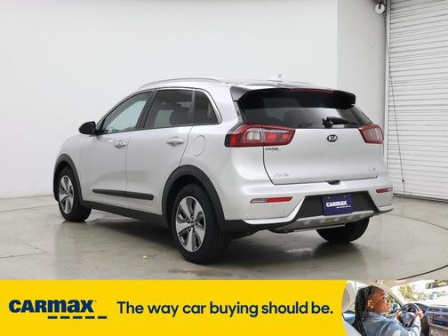 2017 Kia Niro LX