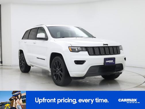 White 2019 Jeep Grand Cherokee Altitude