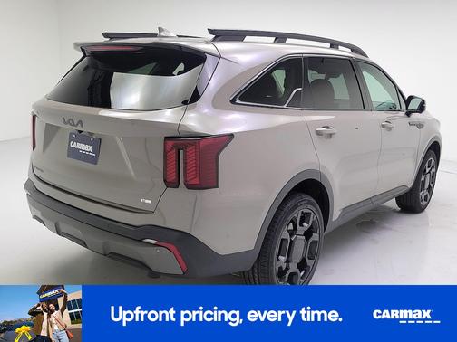 Gray 2025 Kia Sorento X-Line SX