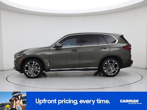 Green 2023 BMW X5 xDrive40i
