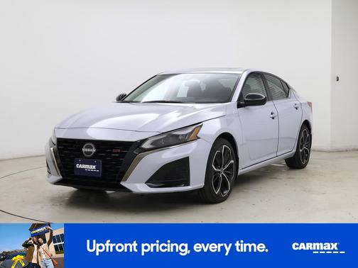 2023 Nissan Altima SR