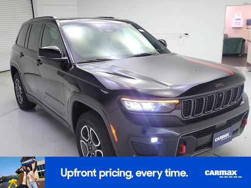Black 2022 Jeep Grand Cherokee Trailhawk