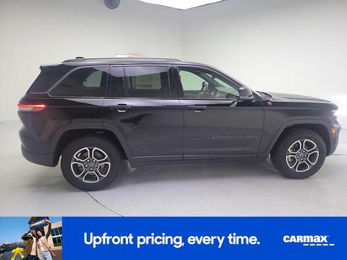 Black 2022 Jeep Grand Cherokee Trailhawk