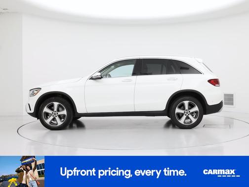 White 2022 Mercedes-Benz GLC 300