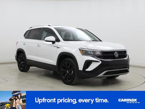 White 2024 Volkswagen Taos SE