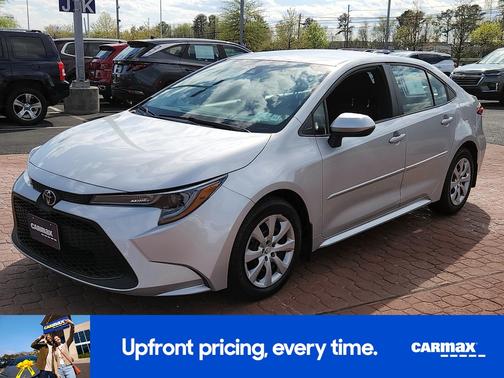 Silver 2022 Toyota Corolla LE
