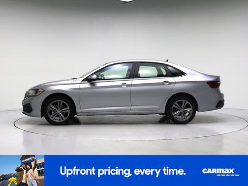 Gray 2024 Volkswagen Jetta SE