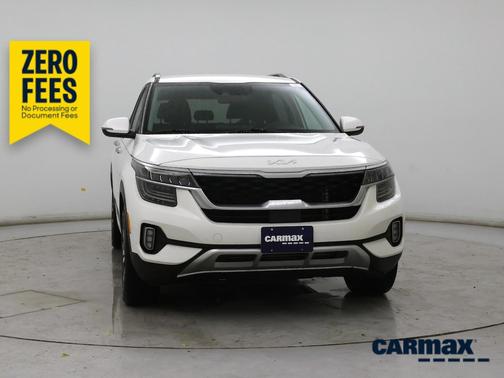 White 2022 Kia Seltos SX
