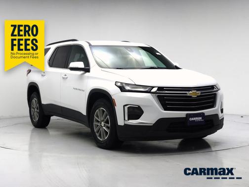 White 2023 Chevrolet Traverse LT Leather
