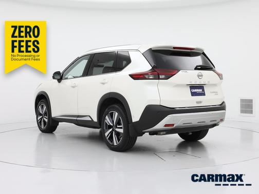 White 2023 Nissan Rogue Platinum