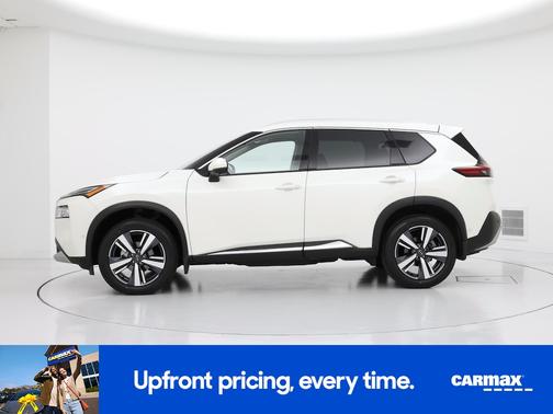 White 2023 Nissan Rogue Platinum