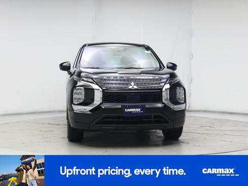 2024 Mitsubishi Outlander ES