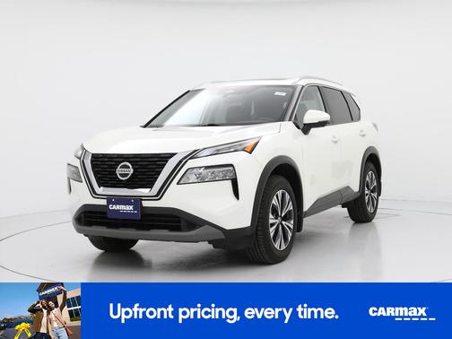 White 2021 Nissan Rogue SV
