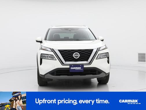 White 2021 Nissan Rogue SV