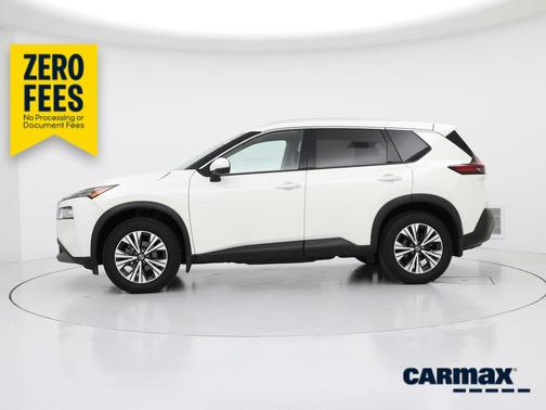 White 2021 Nissan Rogue SV