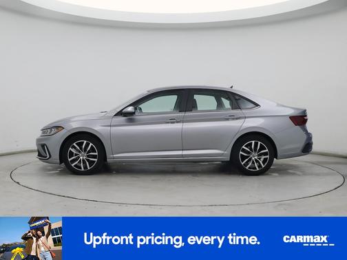 2025 Volkswagen Jetta SE